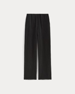 Alternative view of The Crinkle Pant | Black