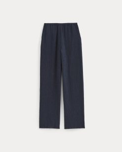 Alternative view of The Crinkle Pant | Navy
