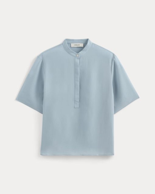 Alternative view of The Popover Top in Washable Silk | Soft Blue