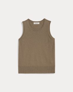 Alternative view of The Classic Tank in Cashmere | Tiger's Eye