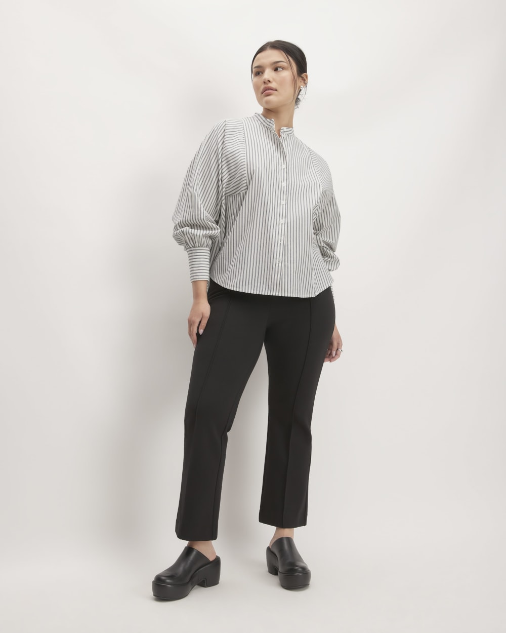 The Oversized Raglan Shirt | Bone/Navy - Image 3