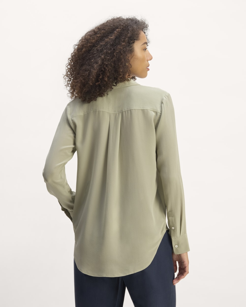 The Must-Have Shirt in Washable Silk | Seagrass - Image 6