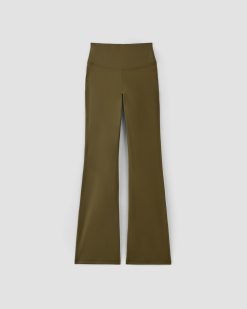 Alternative view of The Perform Flare Legging | Beech