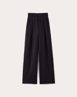 Alternative view of The Draper Pant in Wool | Navy / White