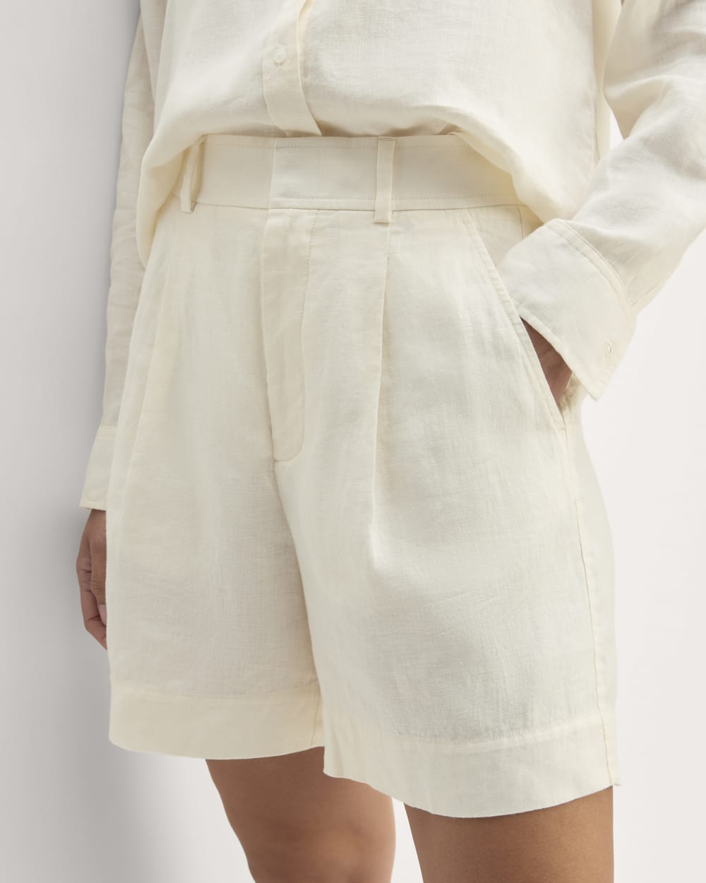 The Linen Way-High® Drape Short | Bone - Image 4