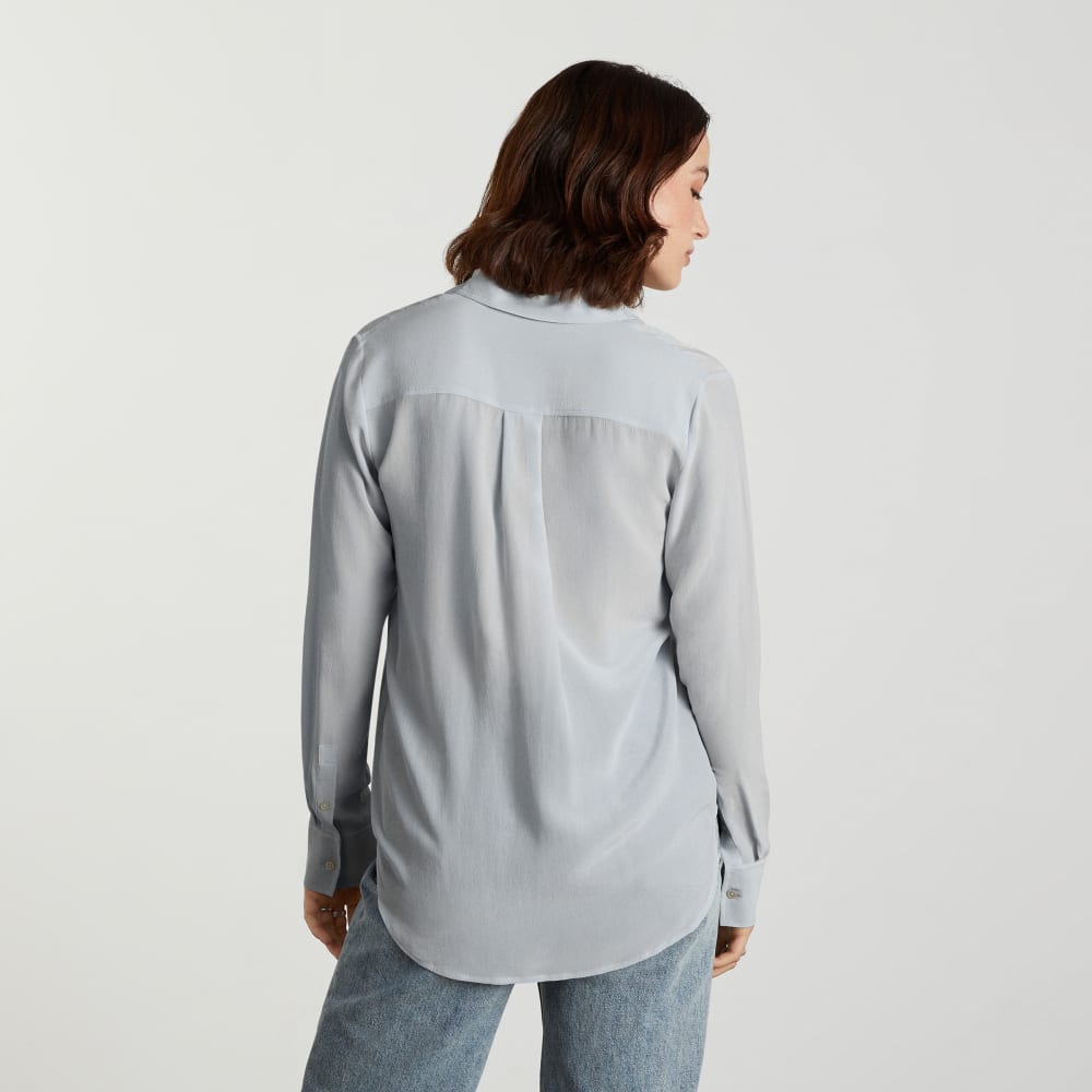 The Must-Have Shirt in Washable Silk | Sky - Image 2