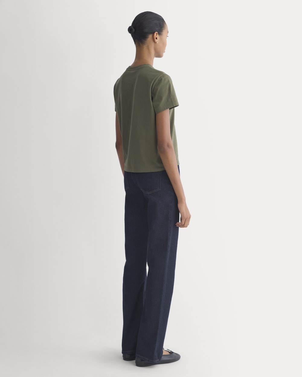 The Box-Cut Tee in Essential Cotton | Olive Night | Pocket - Image 5