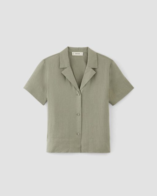Alternative view of The Notch Shirt in Linen | Sage Green