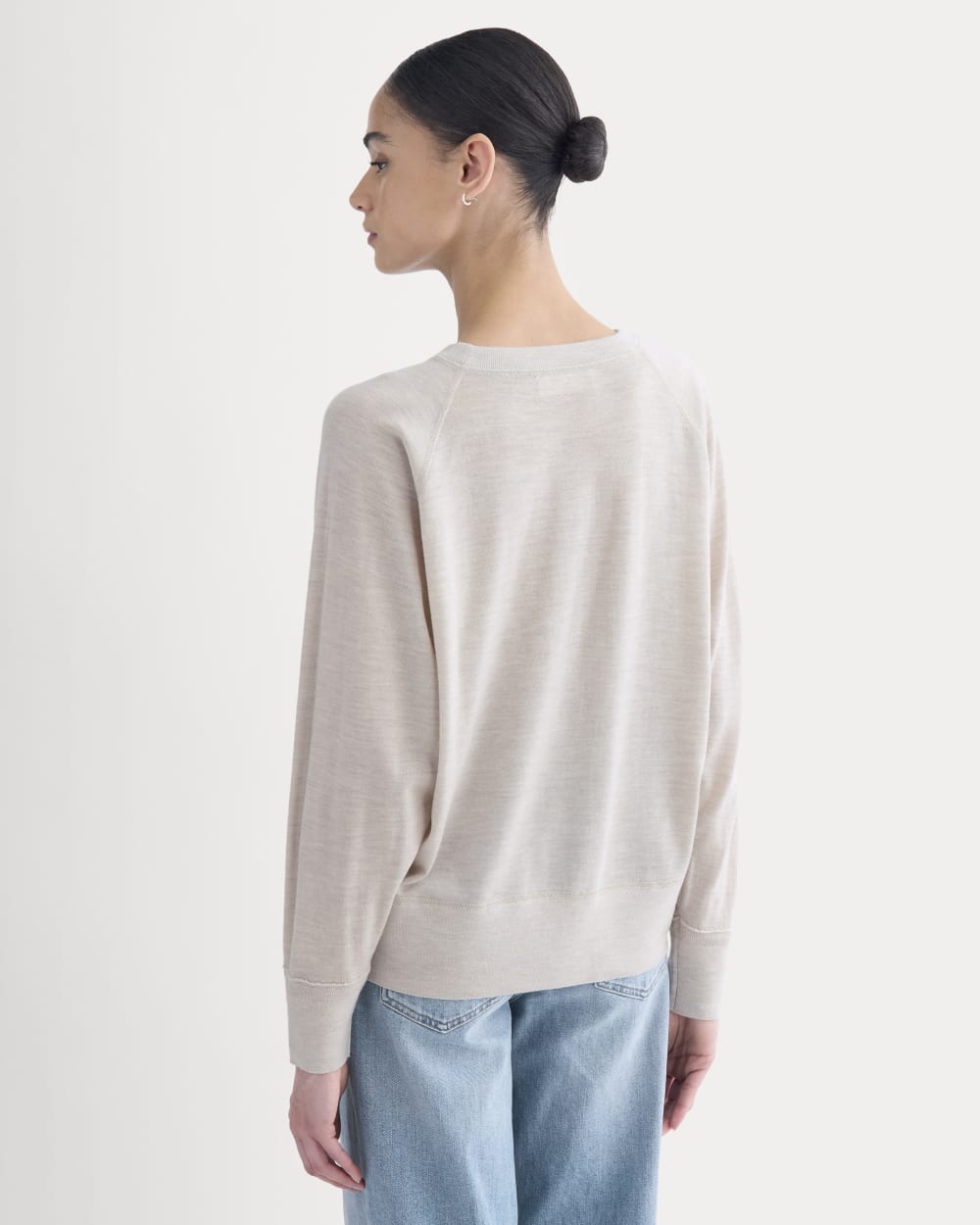 Raglan Sweater in Ultrasoft Merino | Heathered Oat - Image 5