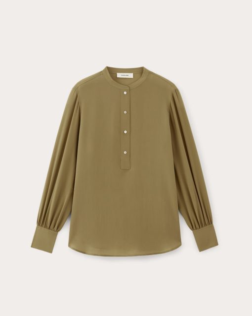 Alternative view of The Henley Shirt in Washable Silk | Fennel Seed
