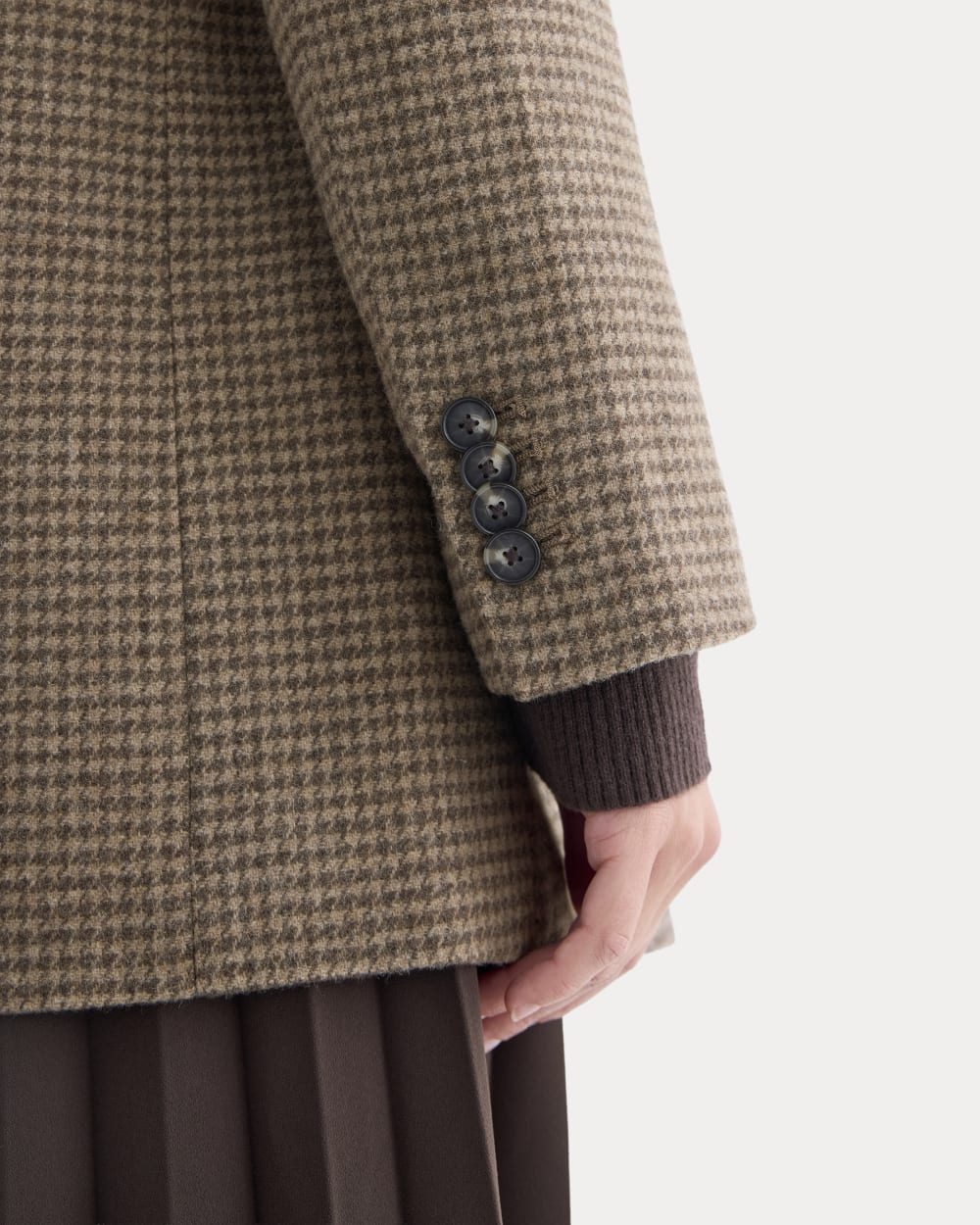 The Oversized Blazer in Wool | Brown Houndstooth - Image 4