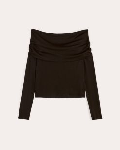 Alternative view of The Off-the-Shoulder Top in Butterluxe | Black