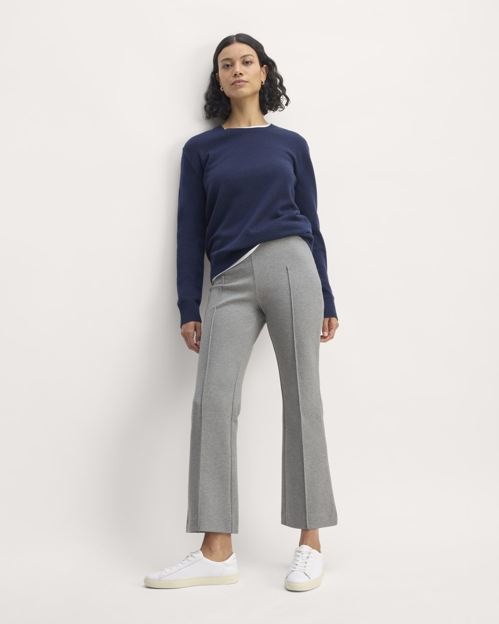 The Dream Kick Flare Pant | Mid Heather Grey