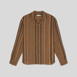 Alternative view of The Relaxed Linen Long-Sleeve Shirt | Light Blue
