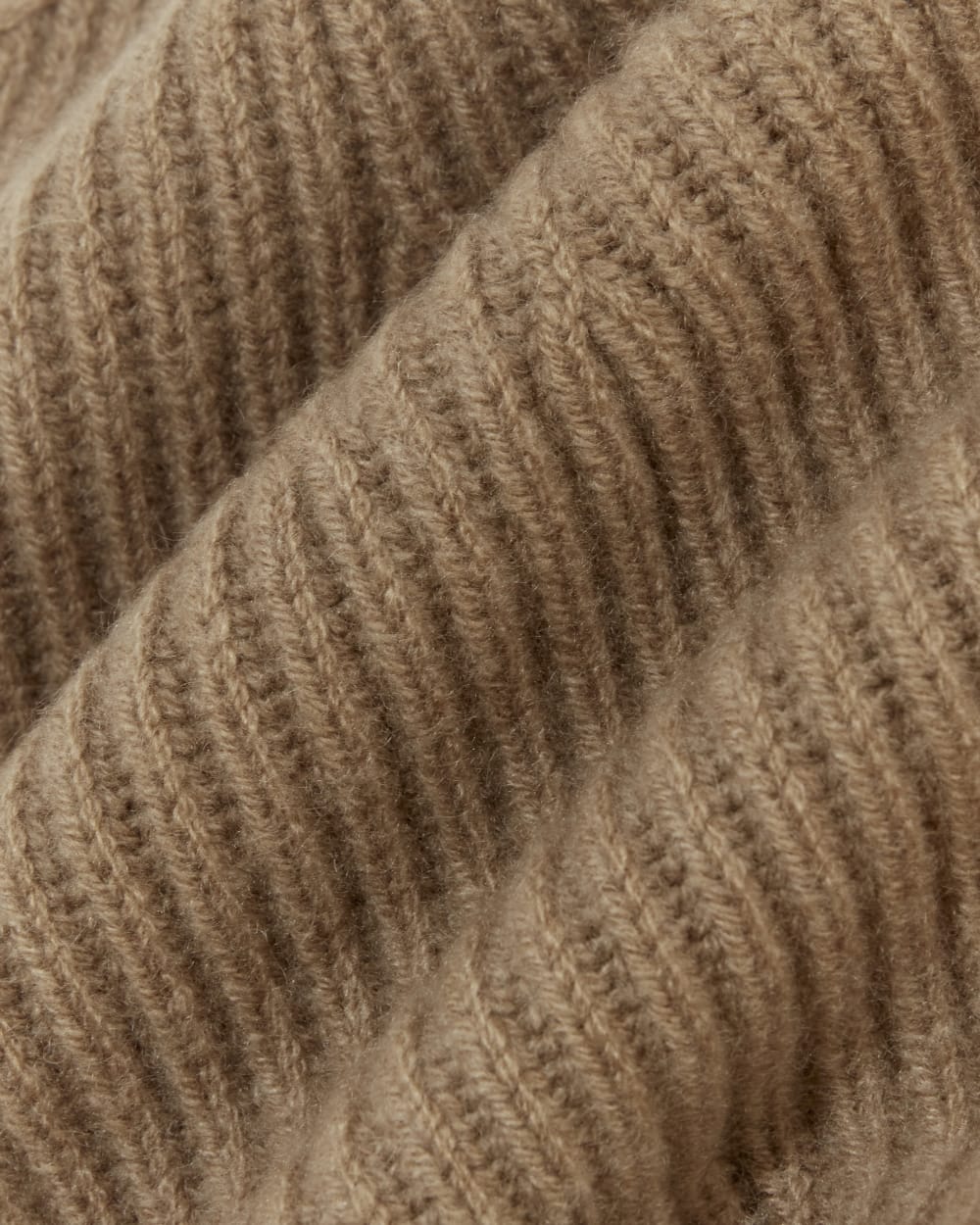 The Cashmere Ribbed Beanie | Tiger's Eye - Image 3