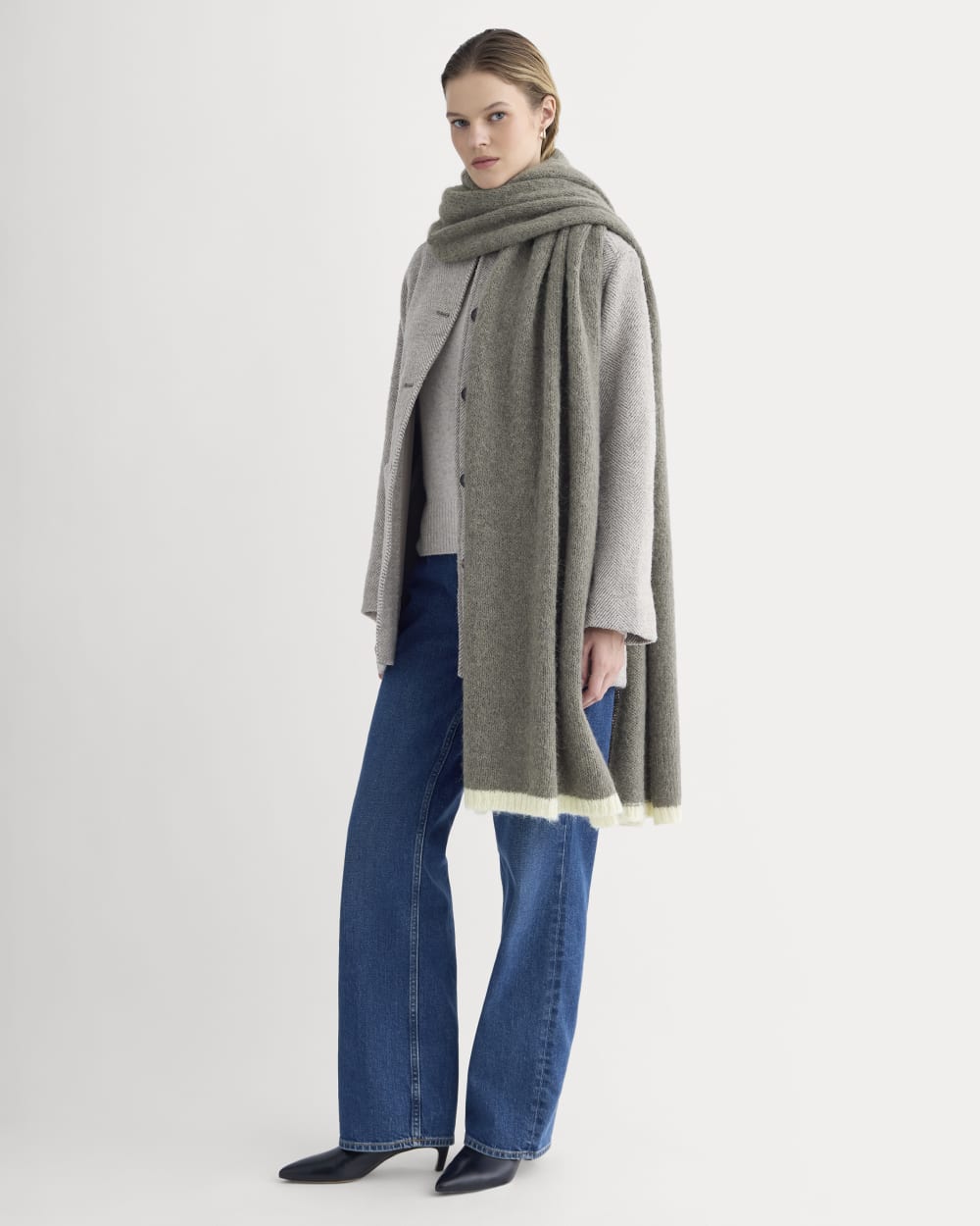 Plush Alpaca Scarf | Mid Grey Heather/ Bone - Image 4