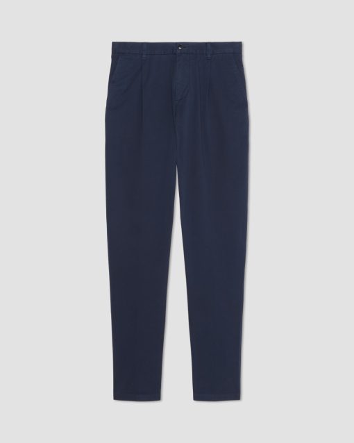 Alternative view of The Pleated Air Chino | Deep Navy