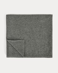 Alternative view of The Cashmere Scarf | Heather Charcoal