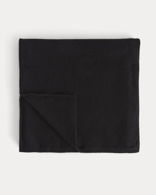 Alternative view of The Cashmere Scarf | Black